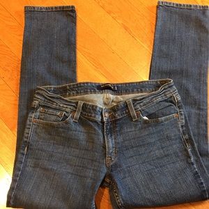 Levi’s 524 too super low jeans